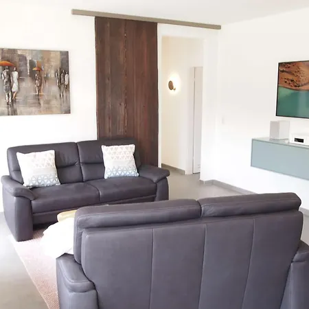 Gruenwald Apartment