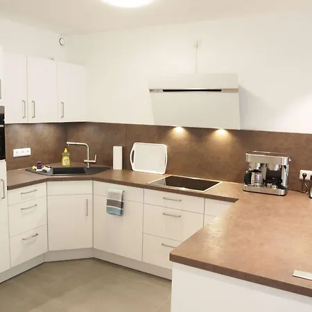 Gruenwald 아파트 *